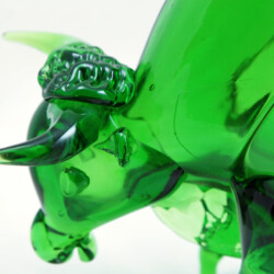 Big Angry Charging Bull Art Glass Figurineb